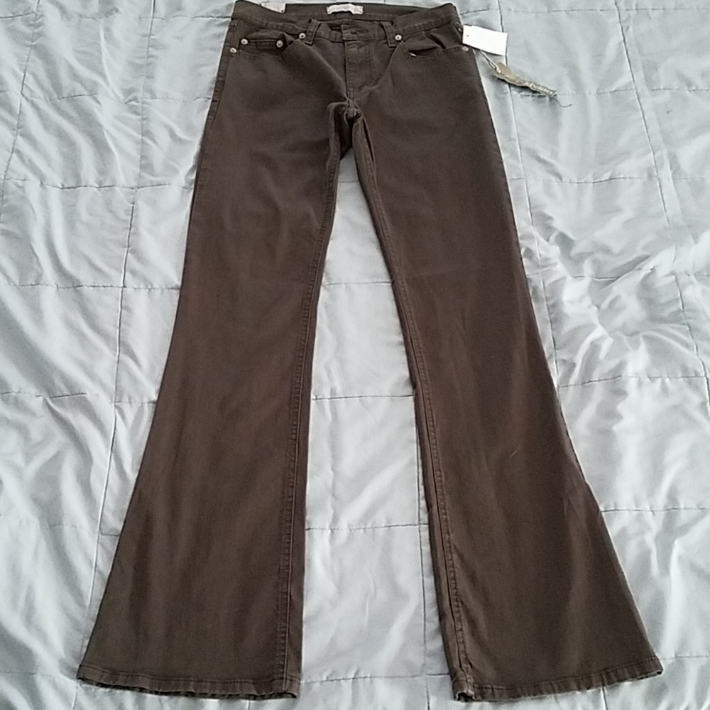NWTS DYLAN  JEANS. SIZE 4.